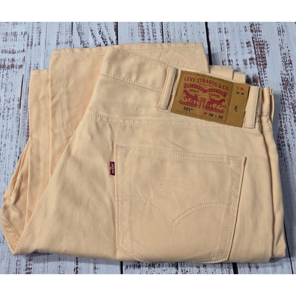 Levi's 501 Original Fit Jeans Mens 38x32 Peach NWOT Button Fly Straight Leg - Picture 8 of 9
